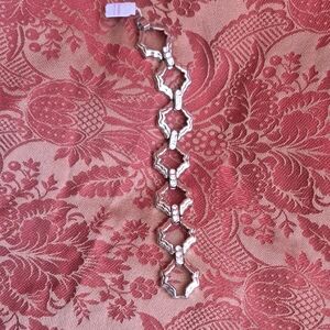 Lia Sophia Silver Bracelet with Crystal Details (J13)